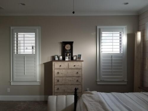 white_plantation_shutters_bedroom_2019