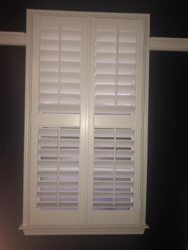 white_plantation_shutters_split_tilts
